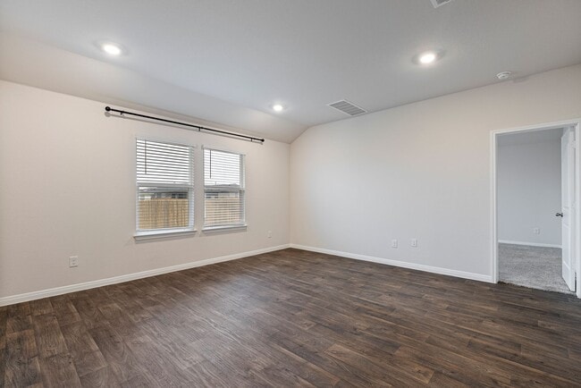 Building Photo - 176 Texas Palmetto Cir