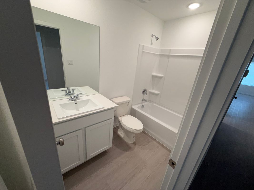 Building Photo - 6626 Coquina Cv