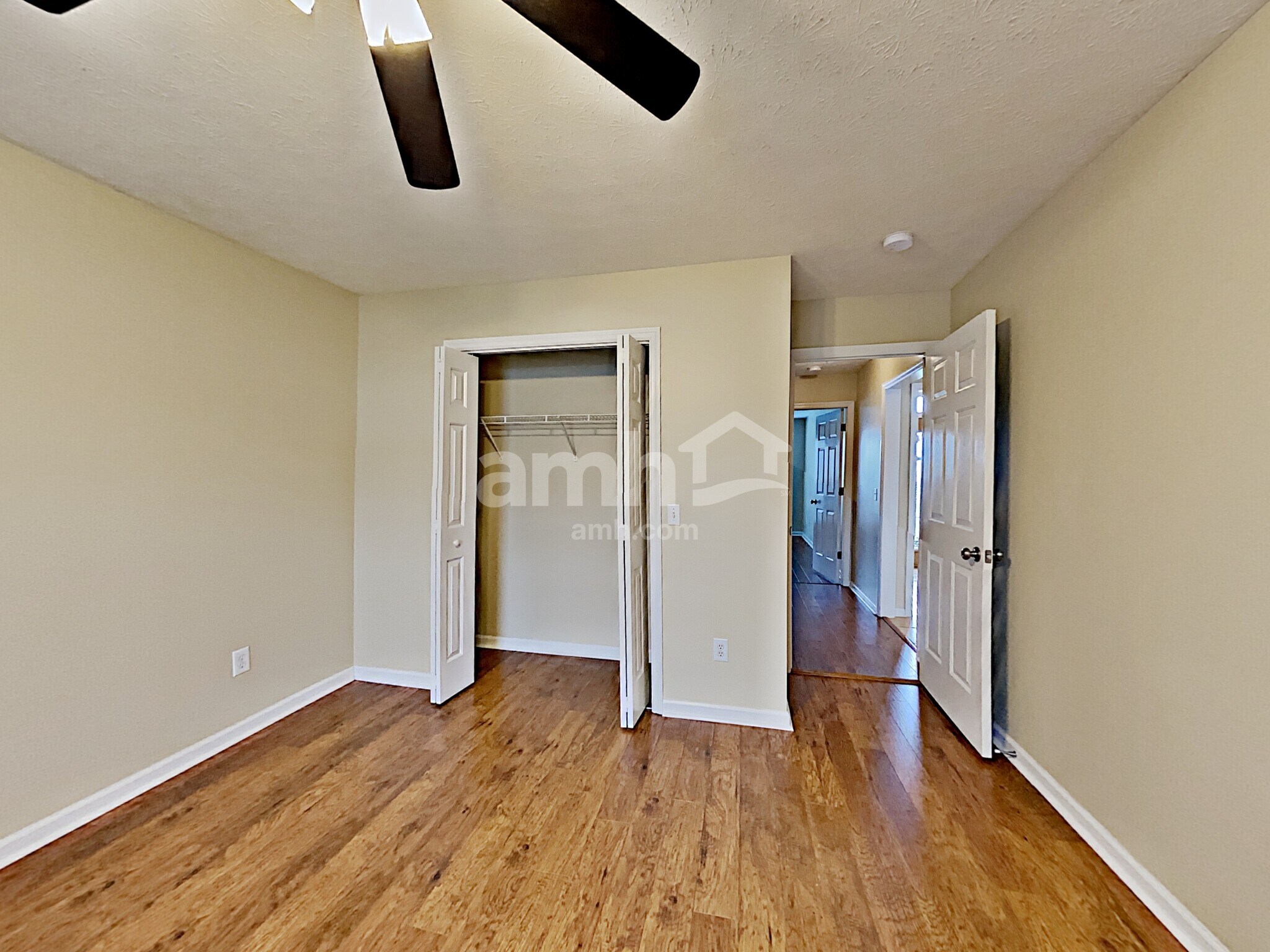 Building Photo - 201 Fox Hunt Ln