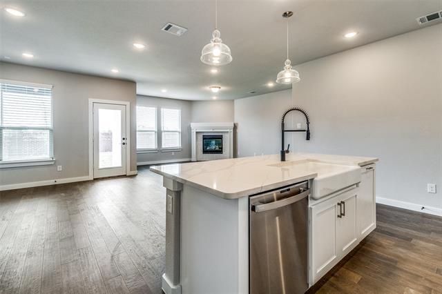 Building Photo - 3808 Clara Dr