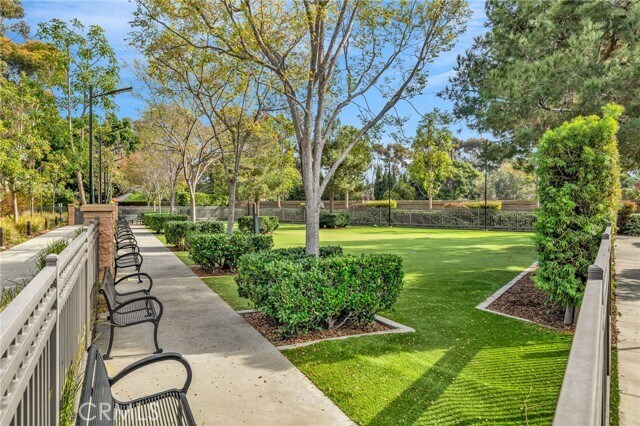 Building Photo - 5450 Strand