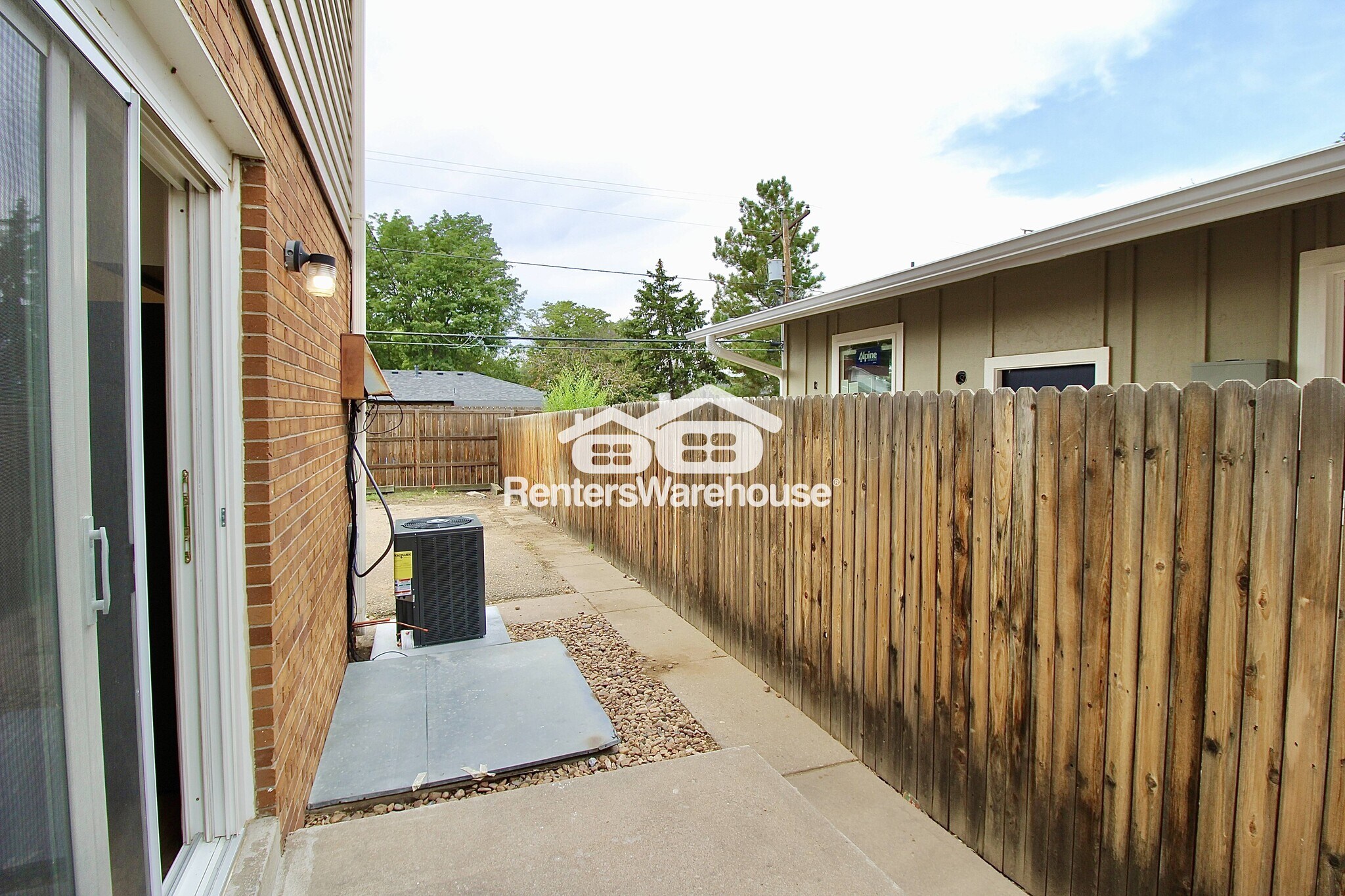 Building Photo - 85 S 18th Ave