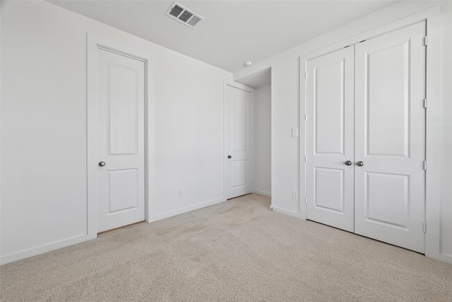 Building Photo - 3238 Kindred Wy