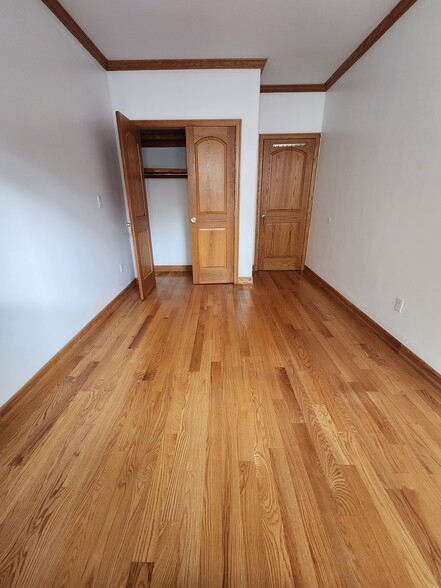 2nd bedroom pic x2 - 13259 Maple Ave