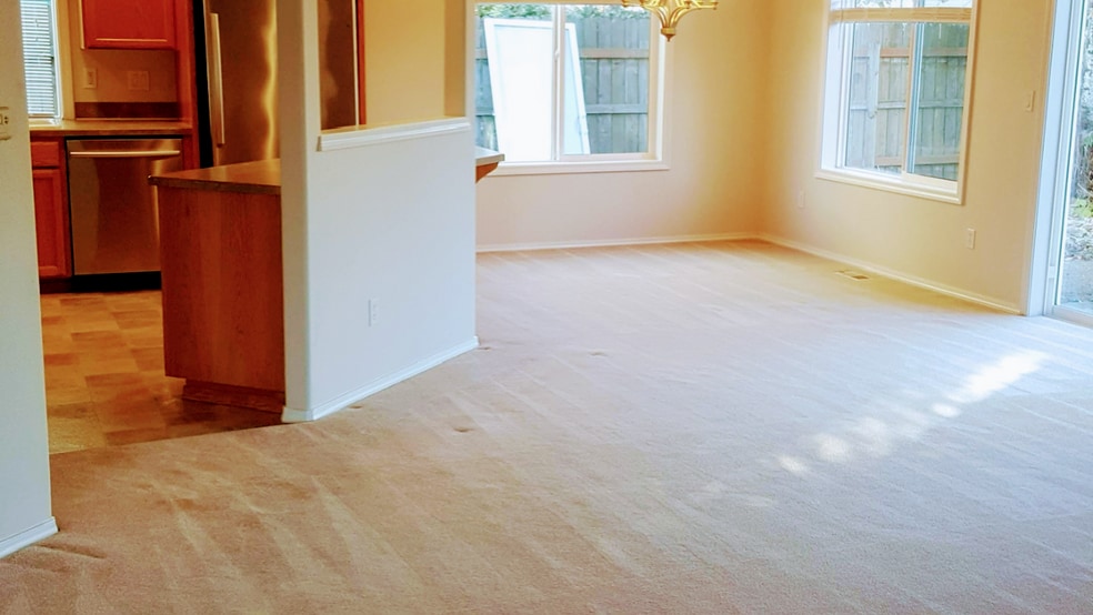 Building Photo - 5538 Murray St SE