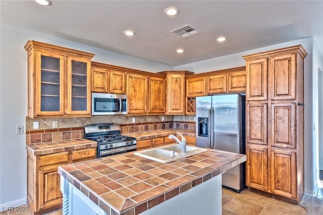 Building Photo - 981 Wagner Valley St