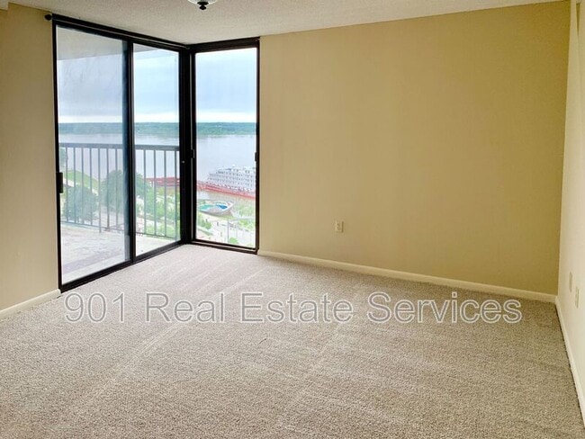 Building Photo - 200 Wagner St