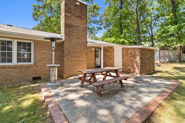 Building Photo - 5969 Tamworth Ct