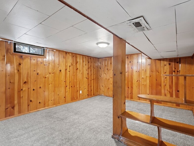 Building Photo - 1547 Cahoon St