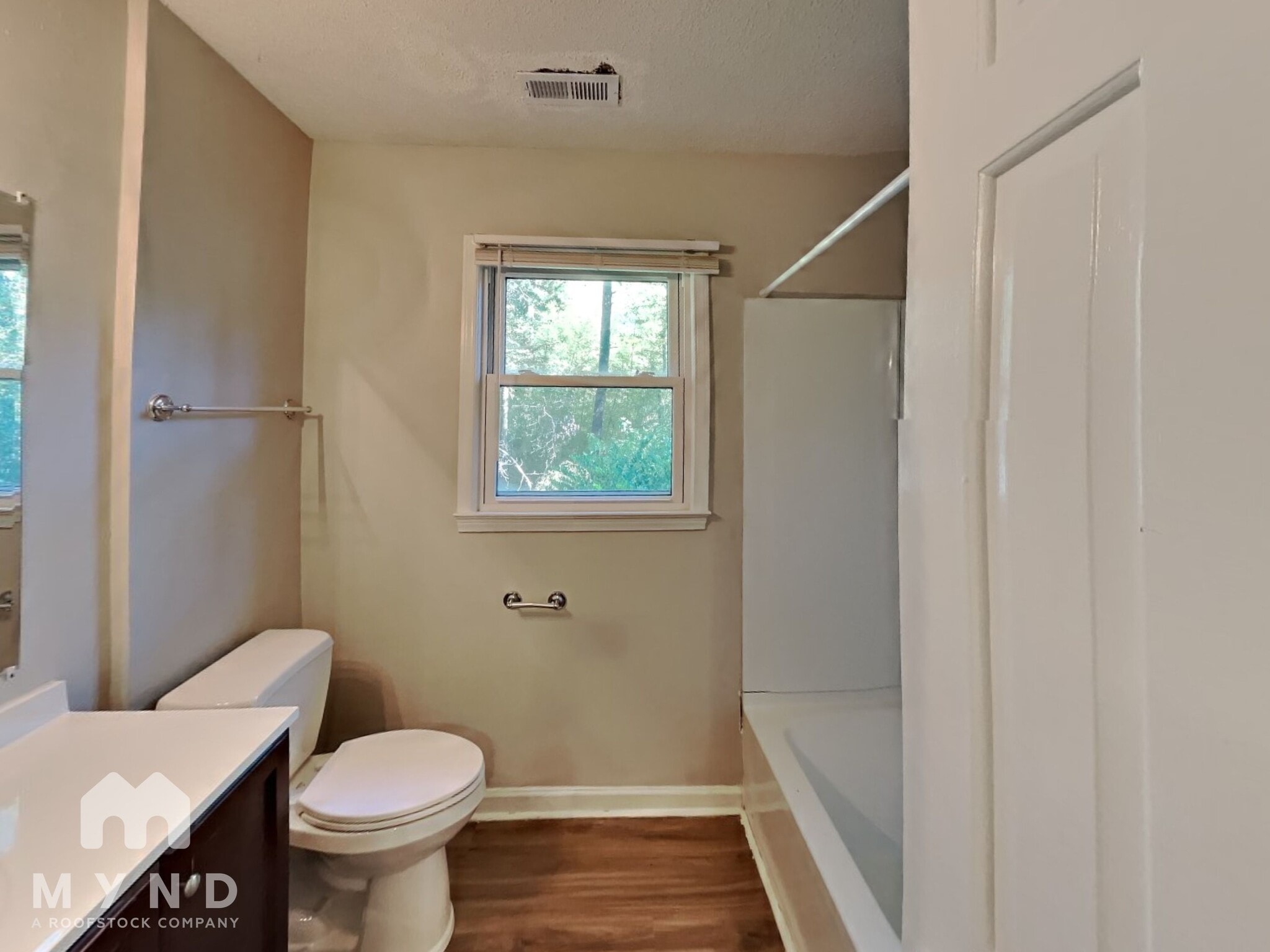 Building Photo - 4812 Kaplan Dr