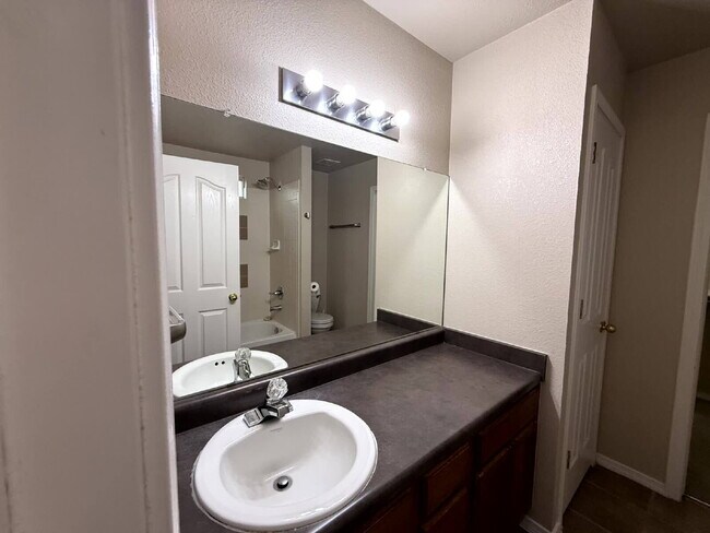 Building Photo - 14036 Volcanic Rock Dr