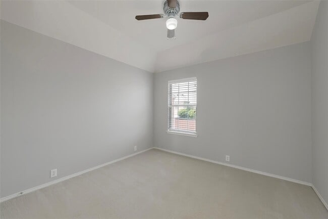 Building Photo - 2313 Hunters Run Dr