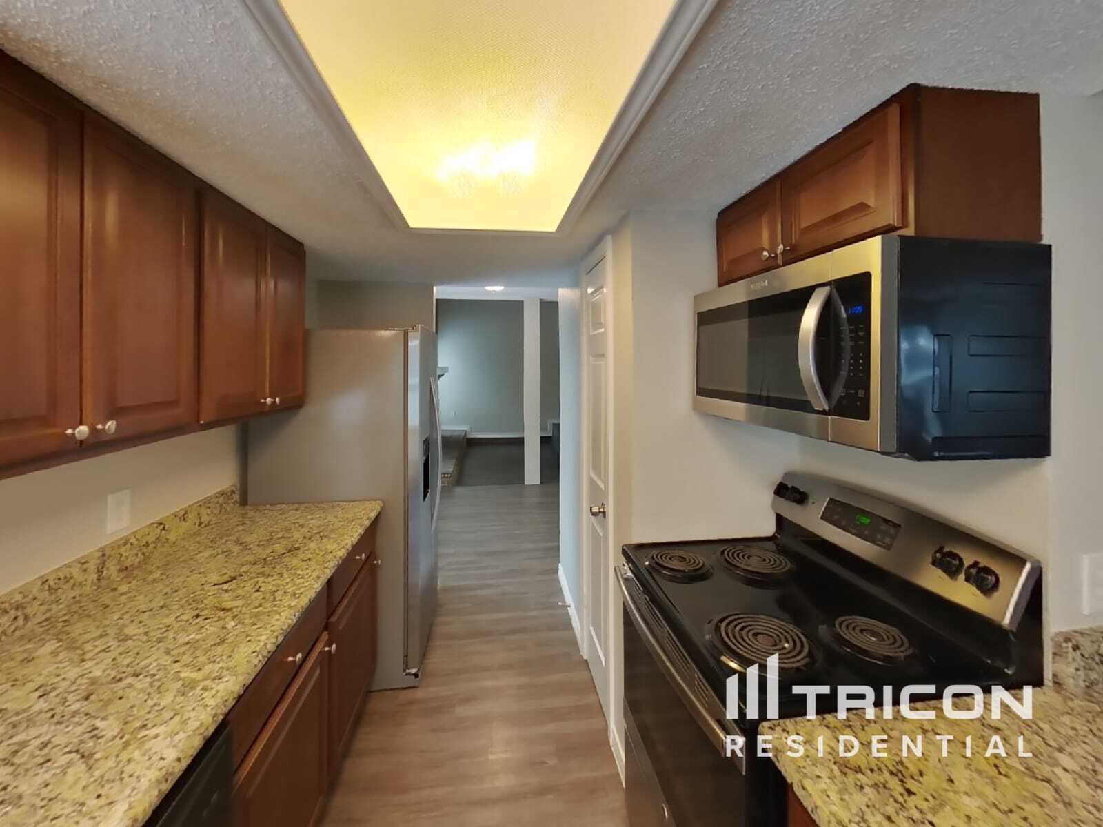 Building Photo - 4219 Glen Springs Dr