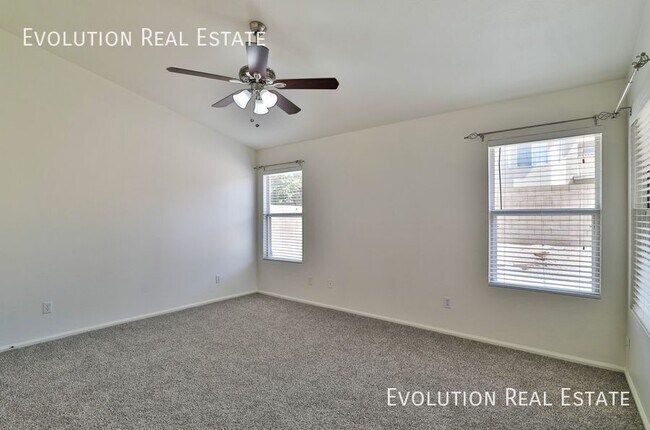 Building Photo - 3226 E Sequoia Dr