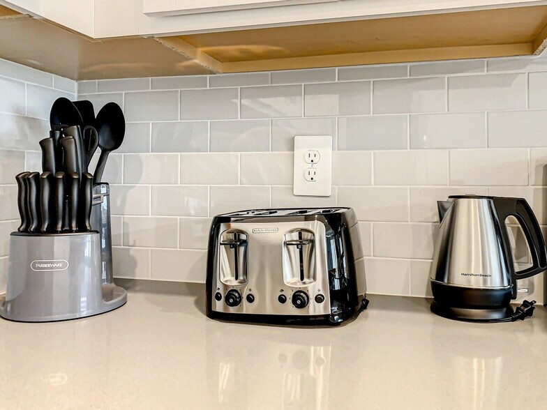 Building Photo - 8871 Cabot Cliffs Dr