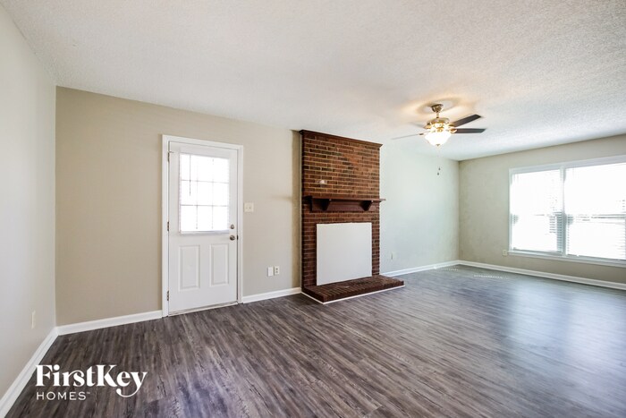 Building Photo - 11731 Charnwood Ct