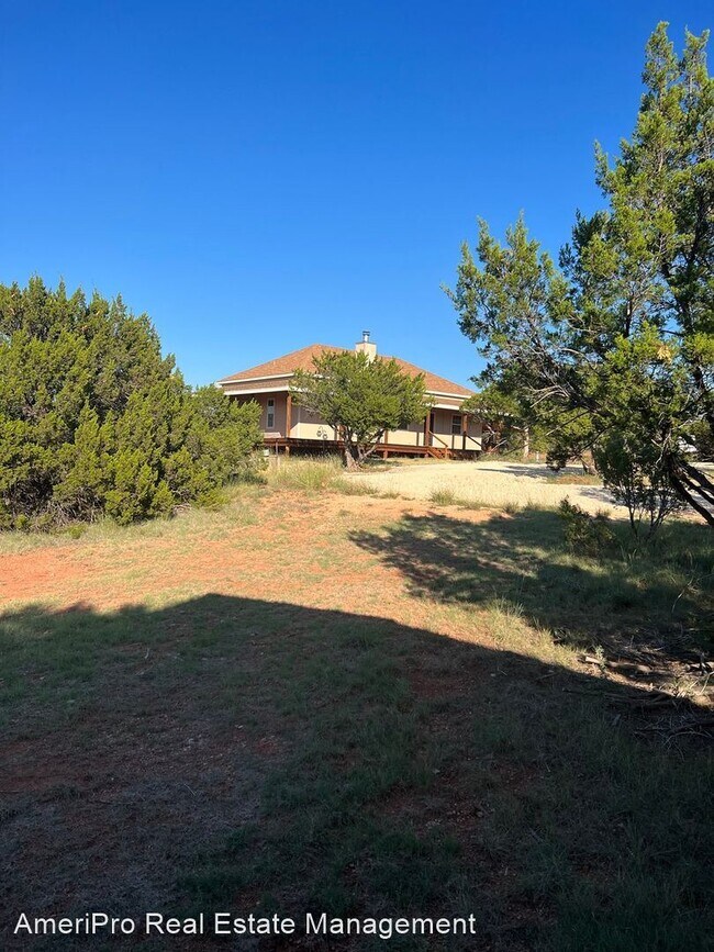 Building Photo - 2 br, 2 bath House - 627 Maxwell St.