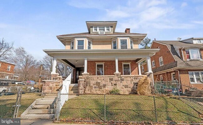 Building Photo - 1050 Stuyvesant Ave