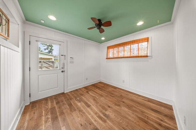 Building Photo - 5100 Lee Ave