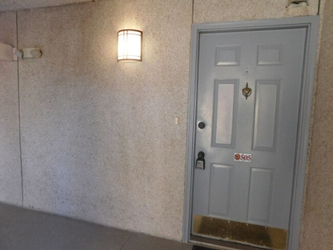 Building Photo - 100 Helmsman Way