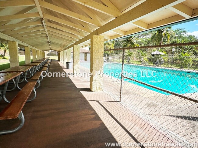 Building Photo - 95-2048-2048 Waikalani Dr