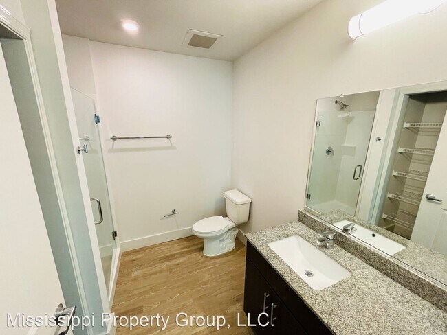 Building Photo - 3 br, 3.5 bath House - 514 Jackson Ave, Un...