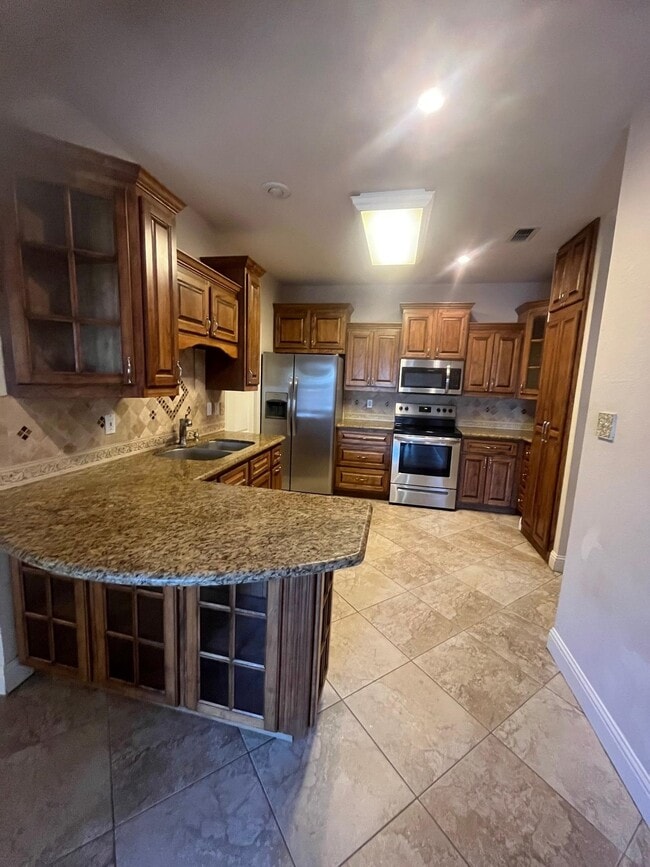 Building Photo - 438 St Croix Dr