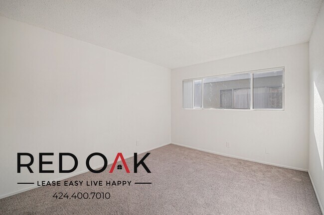 Building Photo - 9260 Palm St