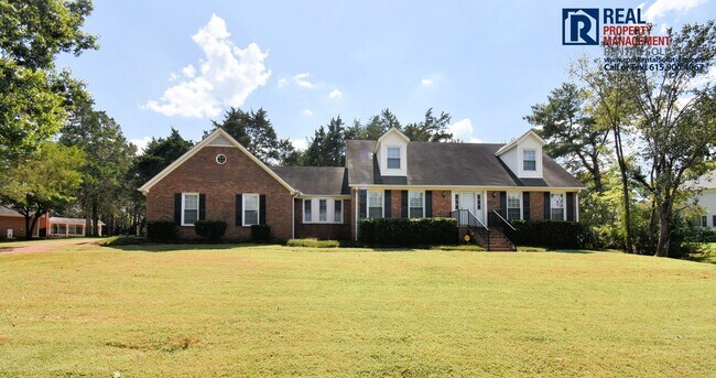 Building Photo - 2107 Londonderry Dr