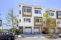 Building Photo - SF Shipyard - 3 BR, 2.5 BA Townhouse 1,634...