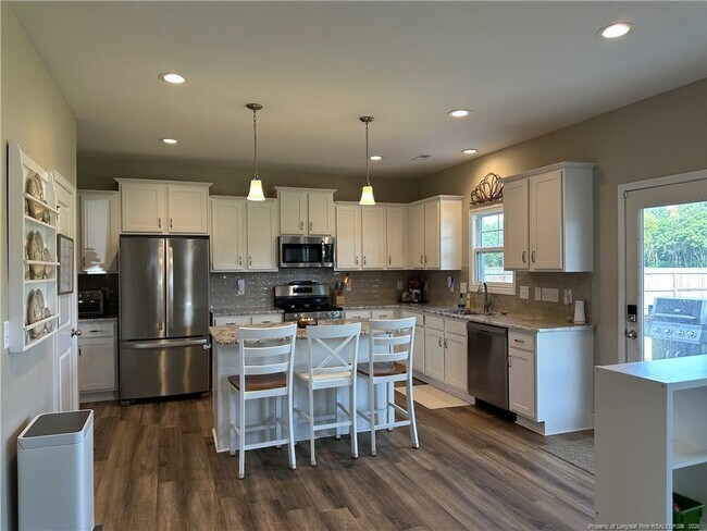 Building Photo - 1605 Ranch House Ct