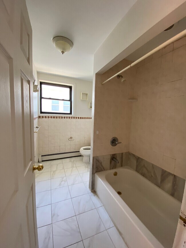 Building Photo - 41 High St