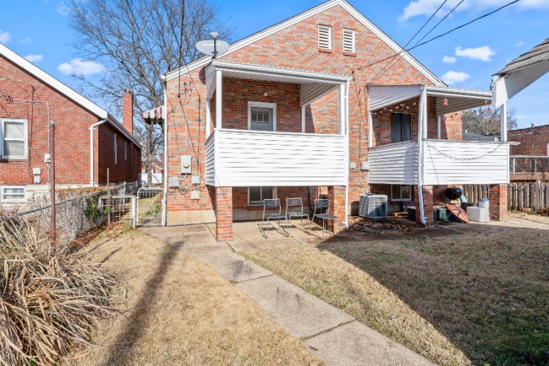 Building Photo - 5520 Neosho St
