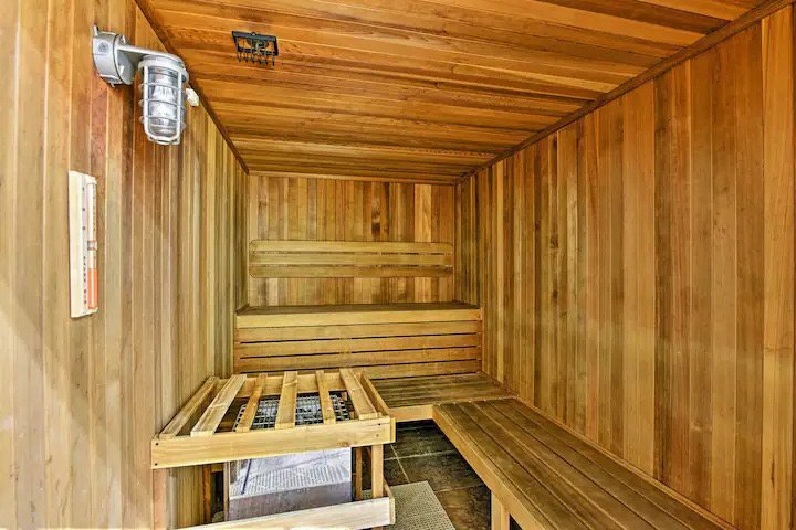 Building Photo - 200 Hideaway Beach Ln
