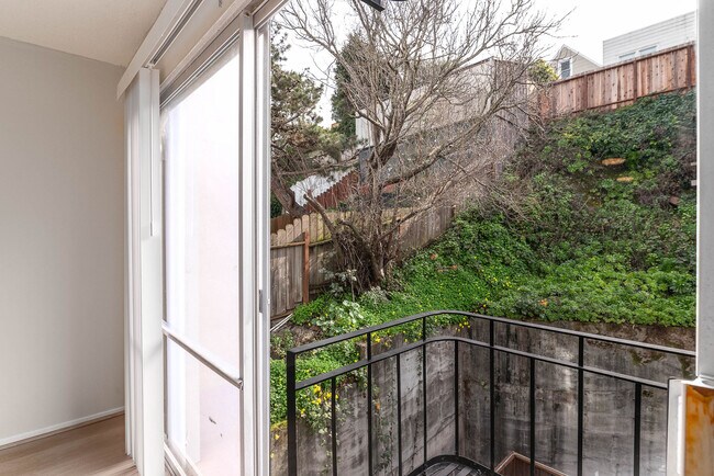 Building Photo - 3875 18th Street