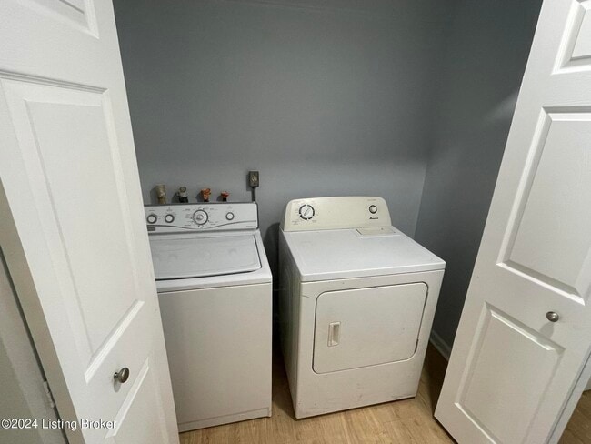 Building Photo - 4203 Searcy Ln