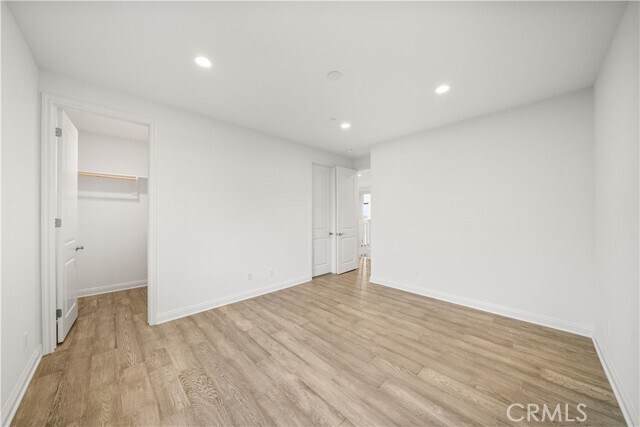 Building Photo - 1151 Summit Oak Dr