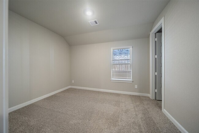 Building Photo - 17716 Ml Mnr Dr