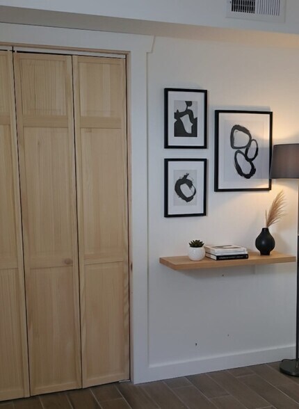 Building Photo - 215 Irene Ave