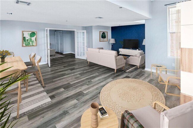 Building Photo - 2 School St