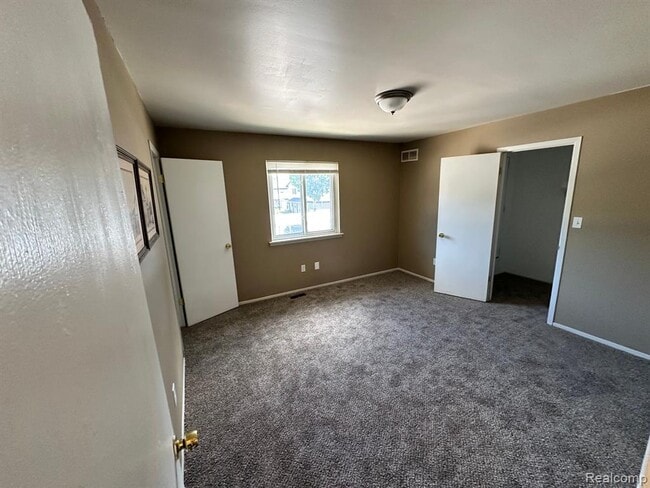 Building Photo - 41233 S Woodbury Green Dr