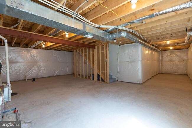 Building Photo - 228 Chandlers Glen Dr