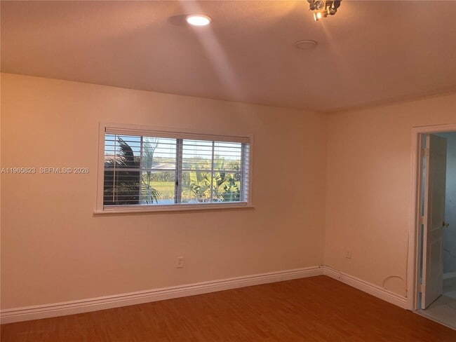 Building Photo - 12885 SW 49th Ct