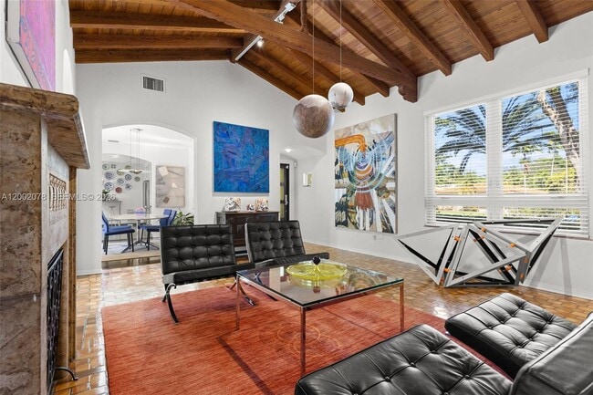 Building Photo - 482 NE 93rd St