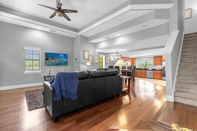 Primary Photo - 14590 Damai Ln