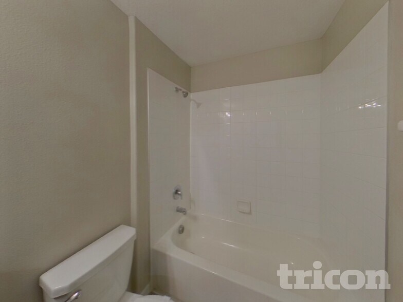 Building Photo - 7116 Salt River Ave