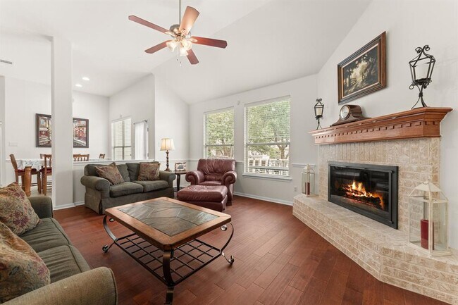 Building Photo - 2600 Lost Mine Tr