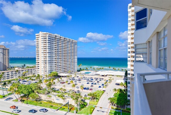 Building Photo - 1985 S Ocean Dr