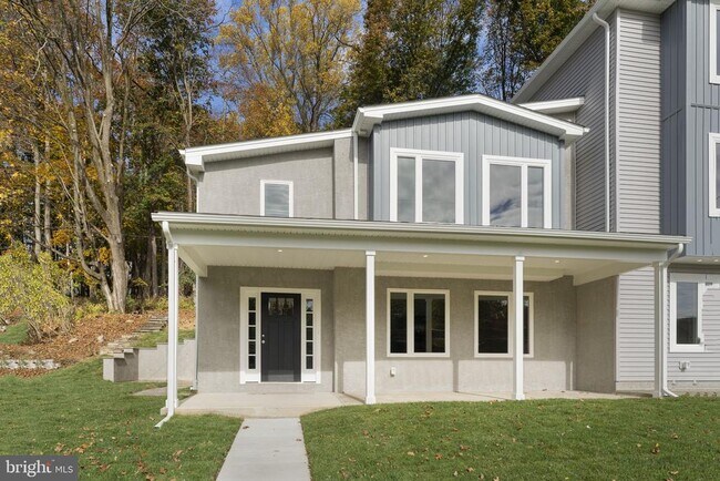 Building Photo - 151 Old Lincoln Hwy