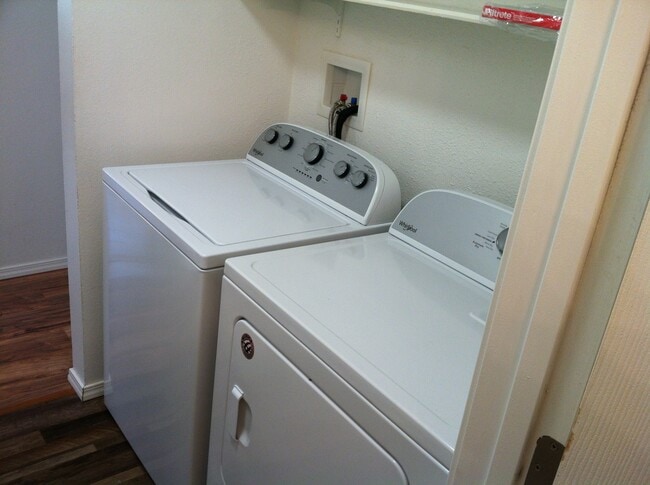 Building Photo - 917 142nd Ave SE